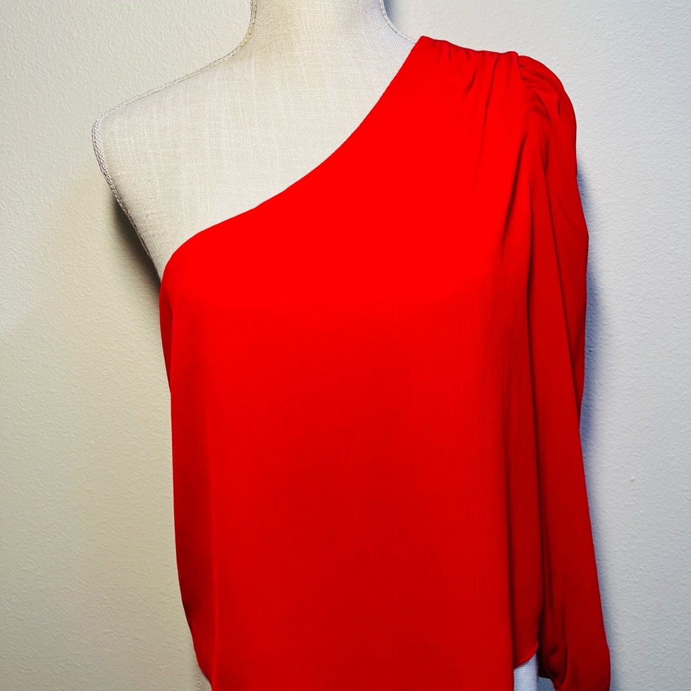 New York & Company Red Off Shoulder Divided Floral & Black Crop Size SM Bundle